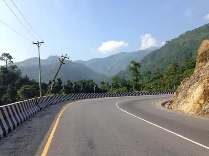 Day 4: Drive from Kathmandu to Chitwan National Park 