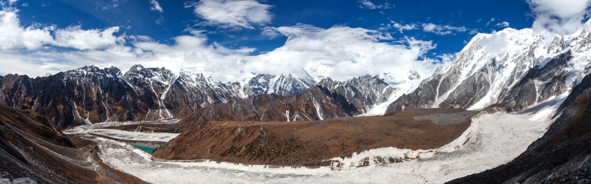 Manaslu Tsum Valley Trek – 22 Days Through the Hidden Himalayan Valleys of Nepal
